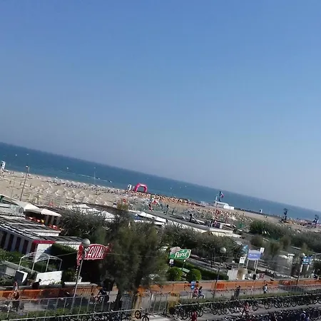 Lorena 2* Cervia