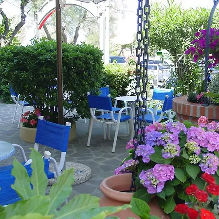 Hotel Lorena 2*