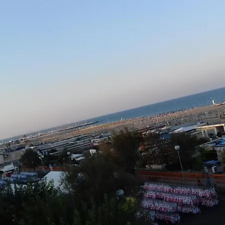 Lorena 2* Cervia